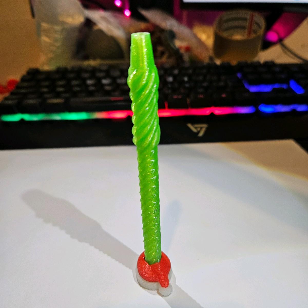 Christmas Style Fidget Pen Glow in the Dark Hat - Writing Tool for Stress Relief fidgetstoys - Image 5